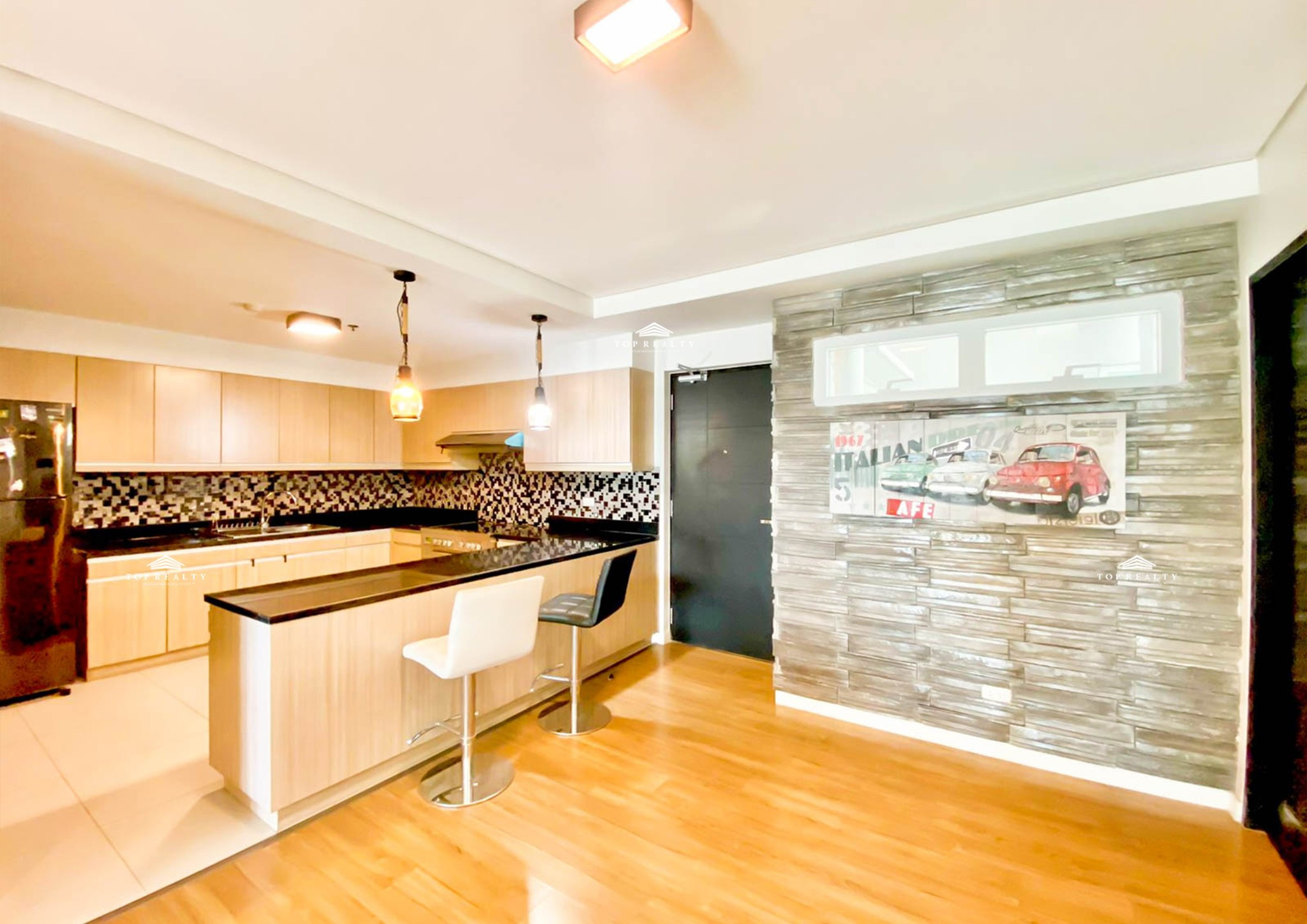 Two Serendra This fully furnished corner unit offers sweeping vistas of Laguna photo 3