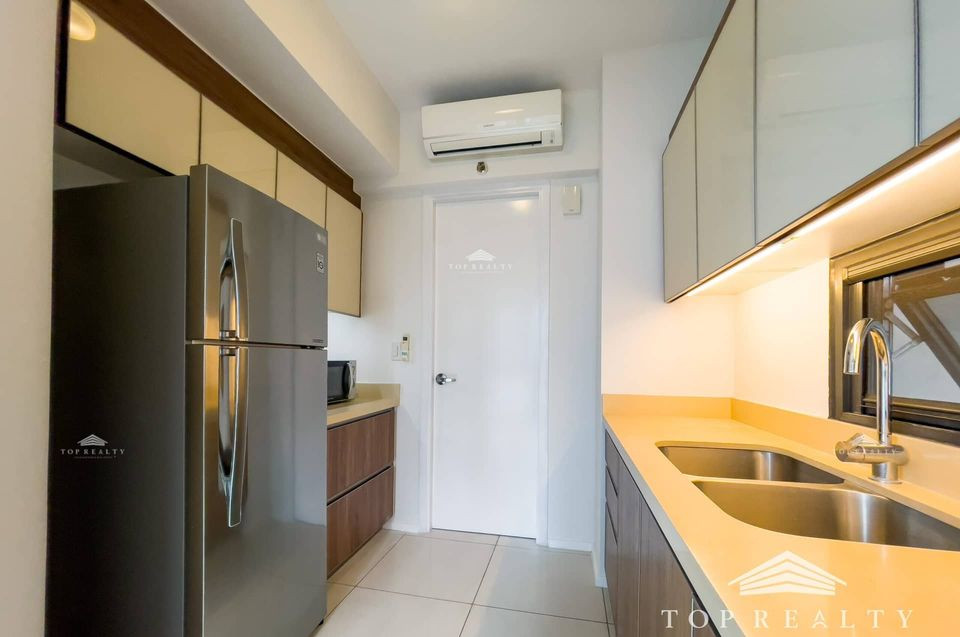Arya Residences | Semi Furnished Two Bedroom 2BR Condo Unit for Sale in BGC photo 3