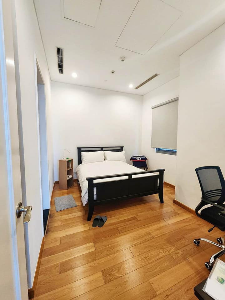 1BR Condo in Trump Tower at Century City Makati photo 4