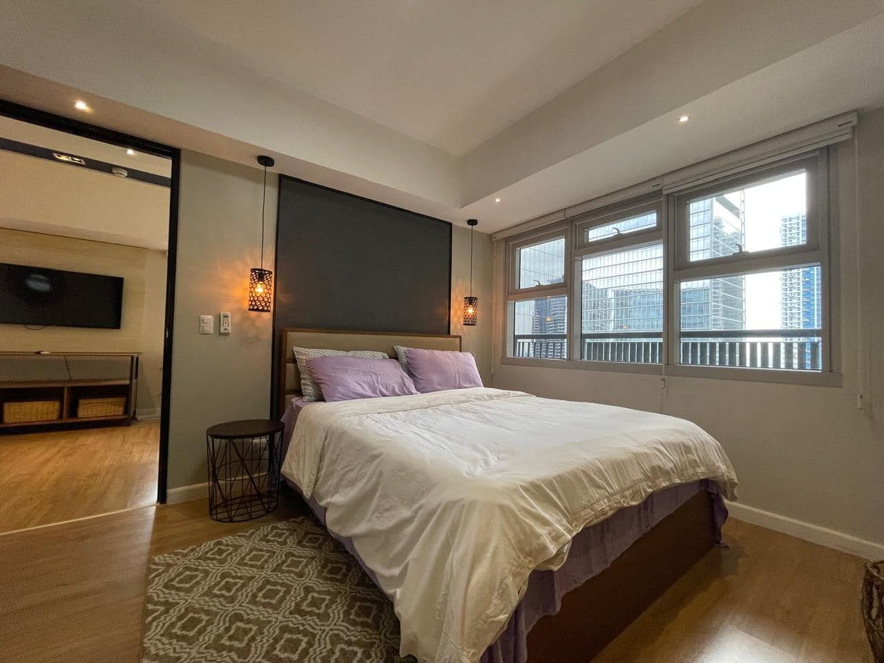 Own this Fully Furnished 1-Bedroom Corner Unit in One Maridien Tower photo 3