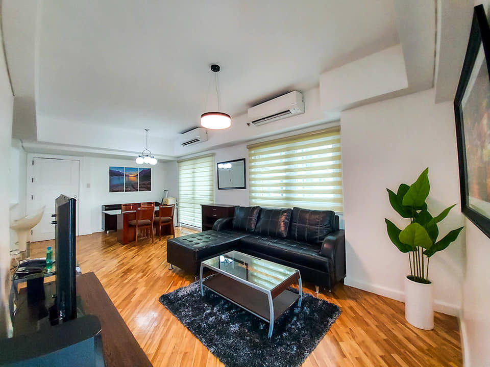 1br condo in the Manansala Rockwell, Makati photo 2