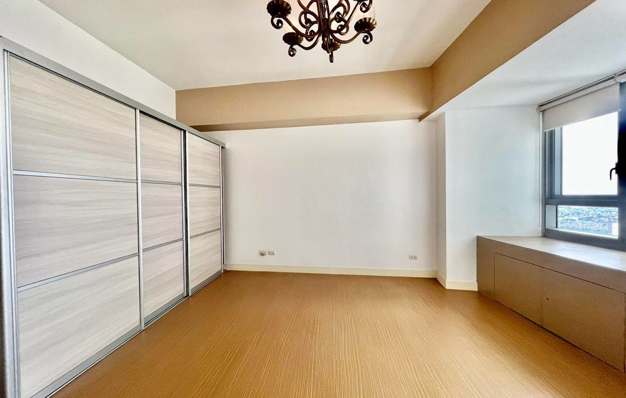 Lowest in the Market! Repriced 2BR Unit For Sale - One Shangrila Place photo 2