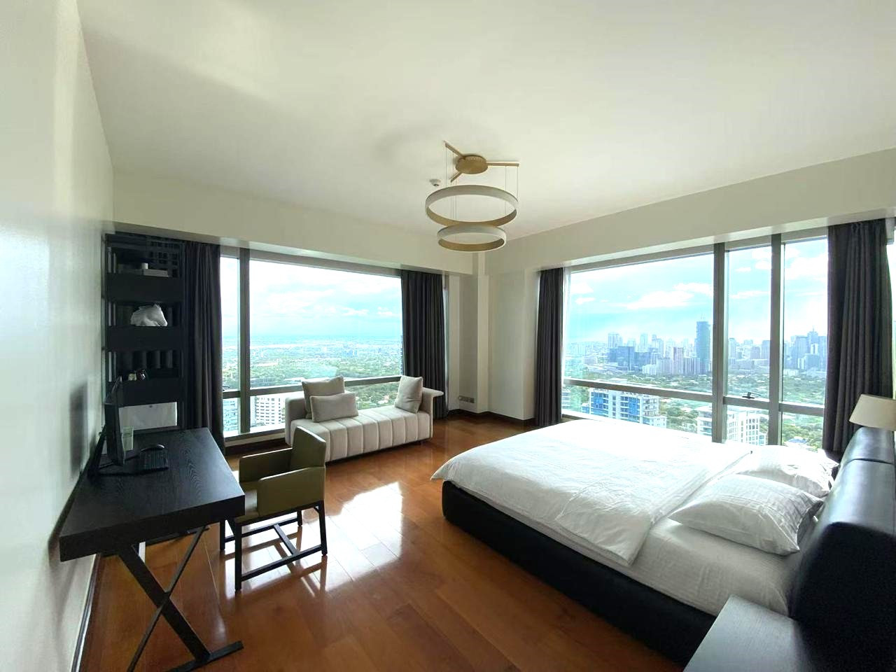 3BR Unit For Sale - Horizon Homes, Shangri-La BGC photo 5
