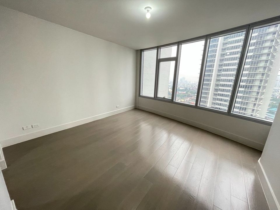 3BR Proscenium at Rockwell photo 4