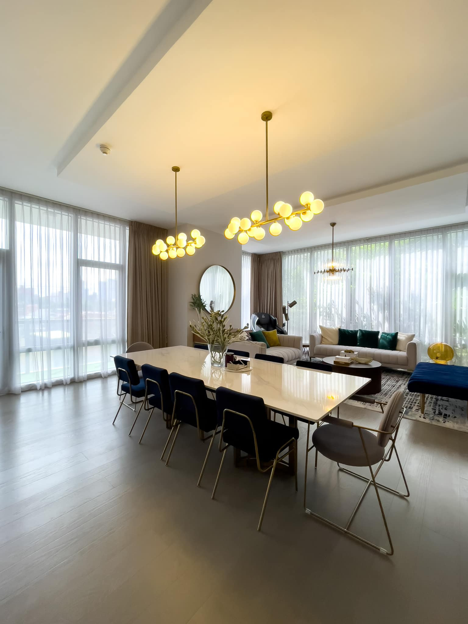 An Ultra Luxe Condo for Sale in Makati City photo 4
