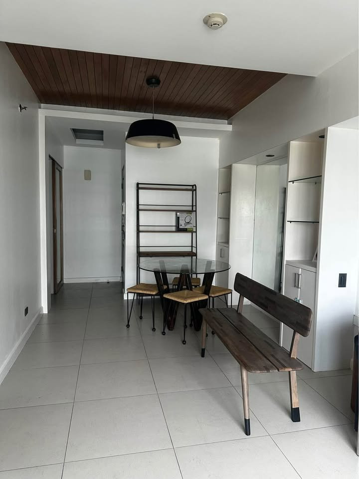 2BR Two Serendra Aston Tower photo 3