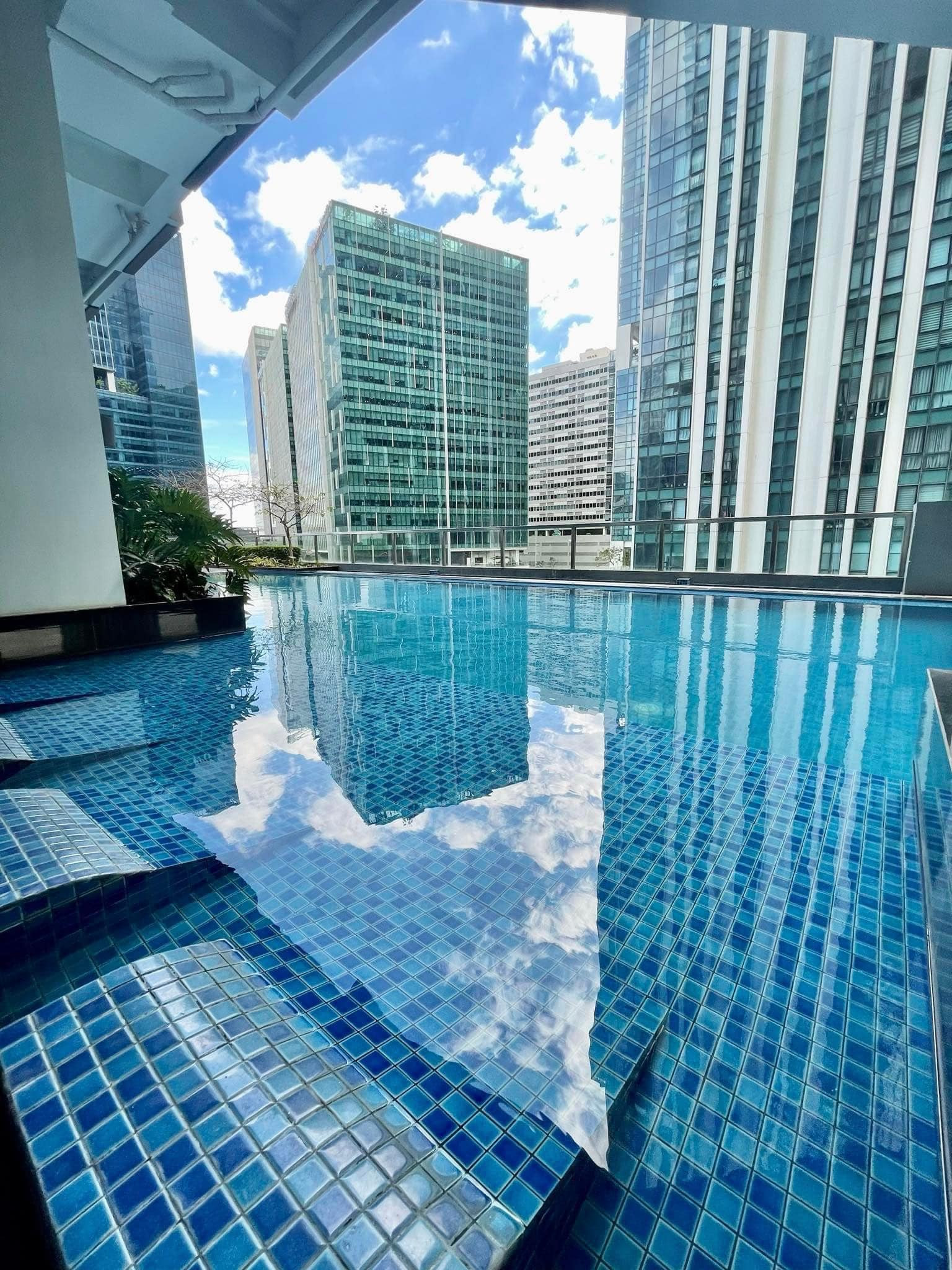Prime 2 Bedroom Condo for Sale in Uptown Ritz Residences, BGC photo 4