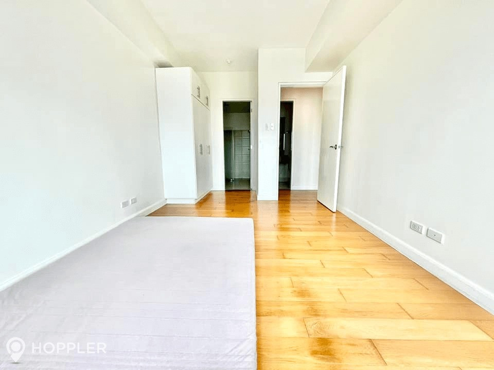 2BR Condo for Sale in The Grand Midori Makati, Legazpi Village, Makati photo 1