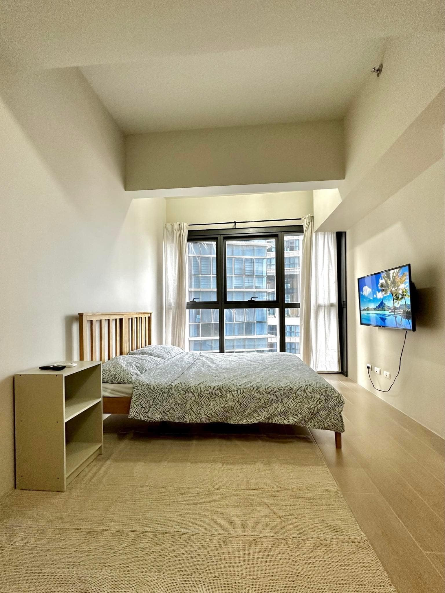 Prime 2 Bedroom Condo for Sale in Uptown Ritz Residences, BGC photo 2