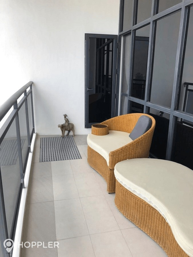2BR Condo for Sale in The Milano Residences, Poblacion, Makati photo 5