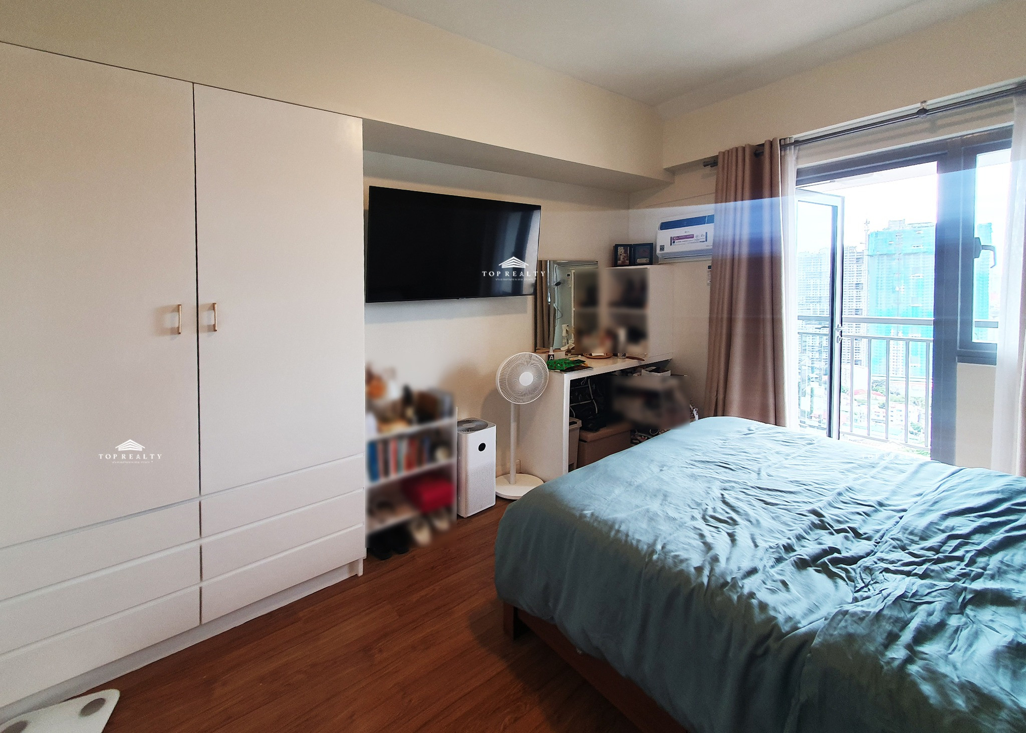 2BR Condominium Unit for Sale in The Vantage, Pasig City photo 5