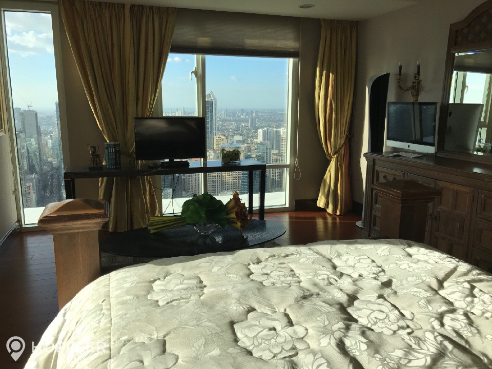 3BR Condo for Sale in Discovery Primea, Urdaneta Village, Makati photo 3