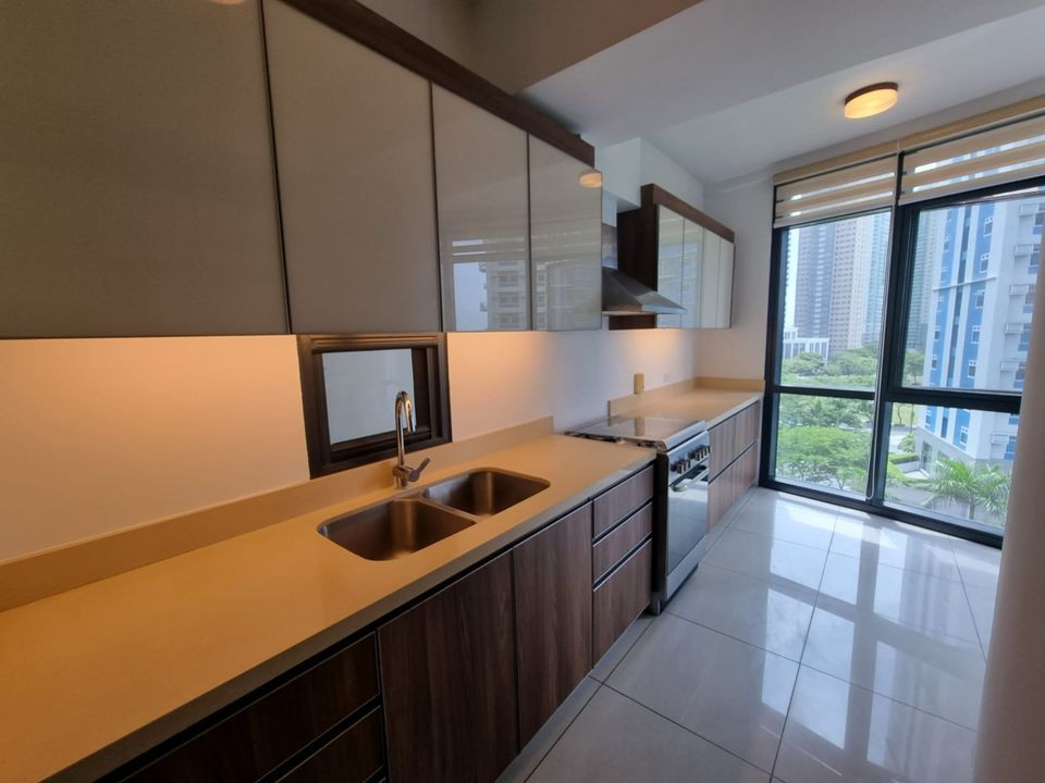 2BR Unit For Sale in Arya Residences photo 4