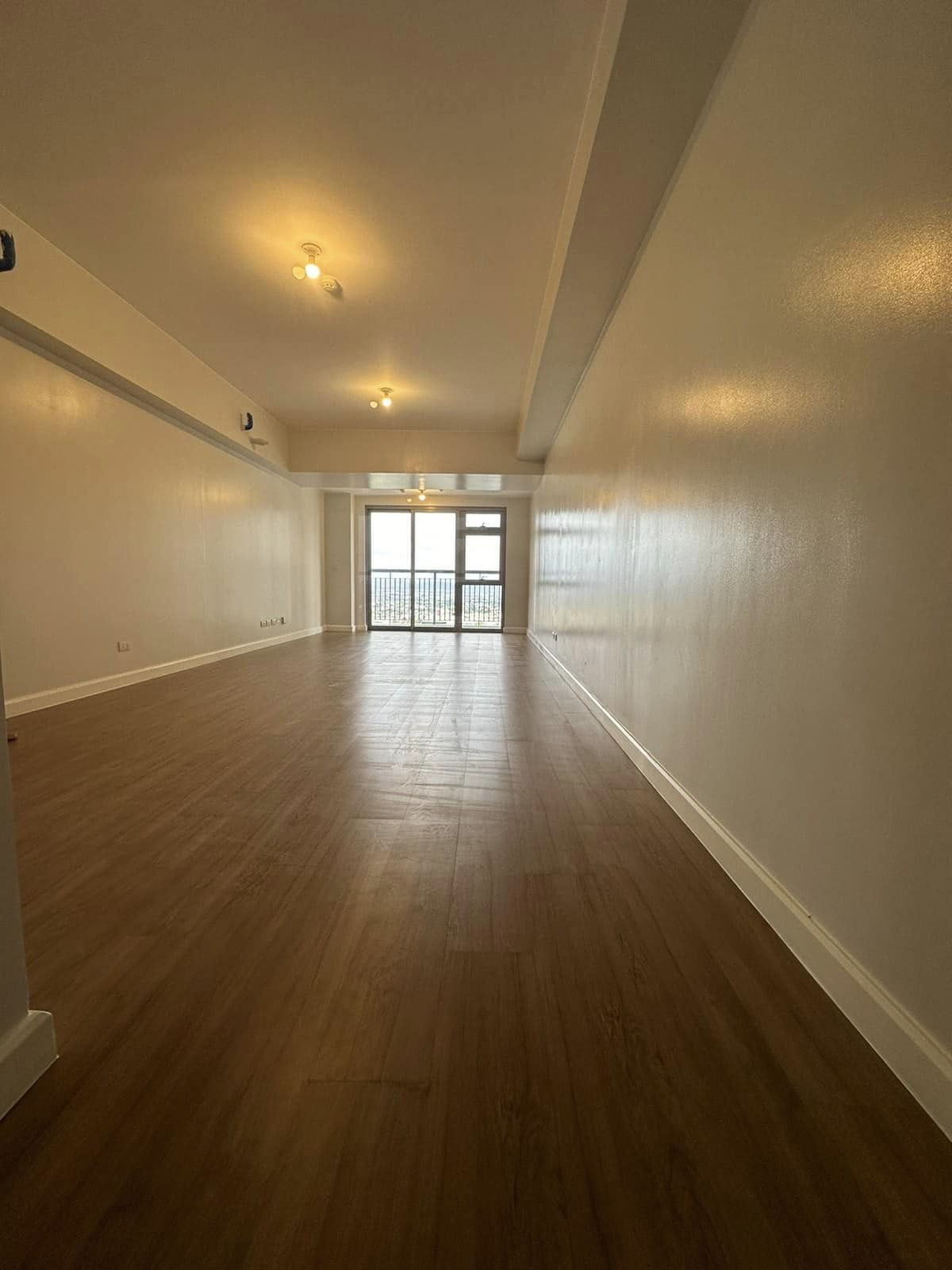 An Astounding 4 Bedroom Home for Sale in Las Piñas City photo 5
