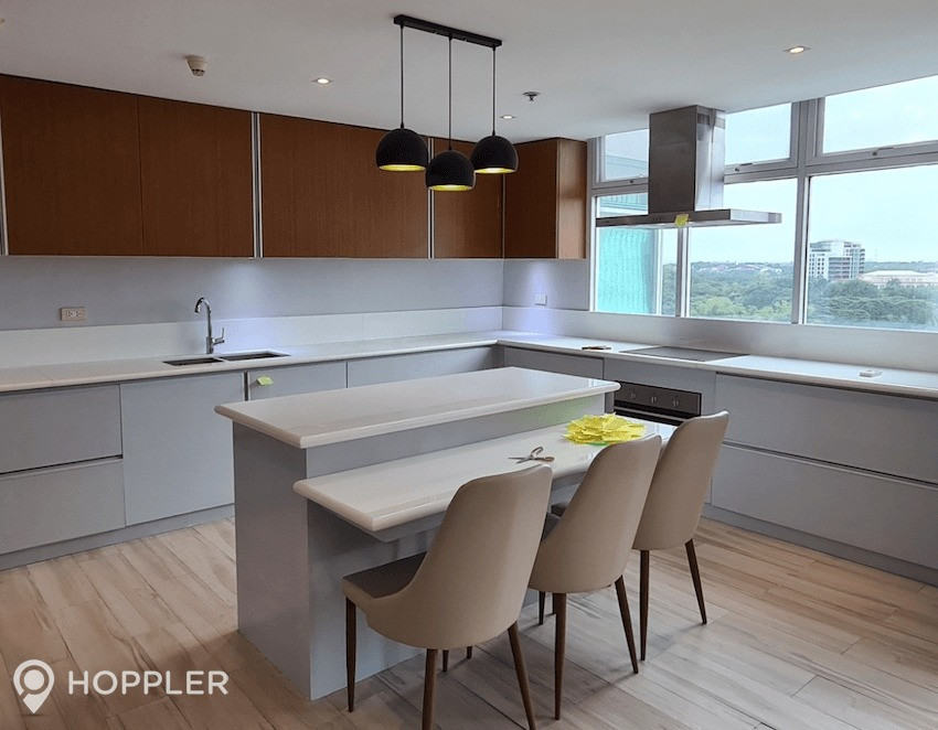 3BR Condo for Sale in Aspen Tower, Filinvest Corporate City, Muntinlupa photo 1