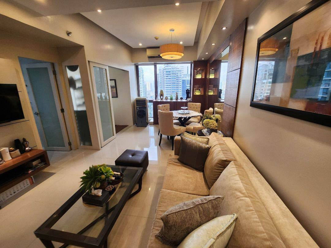 1BR unit in Bellagio with beautiful view of Burgos Circle photo 1