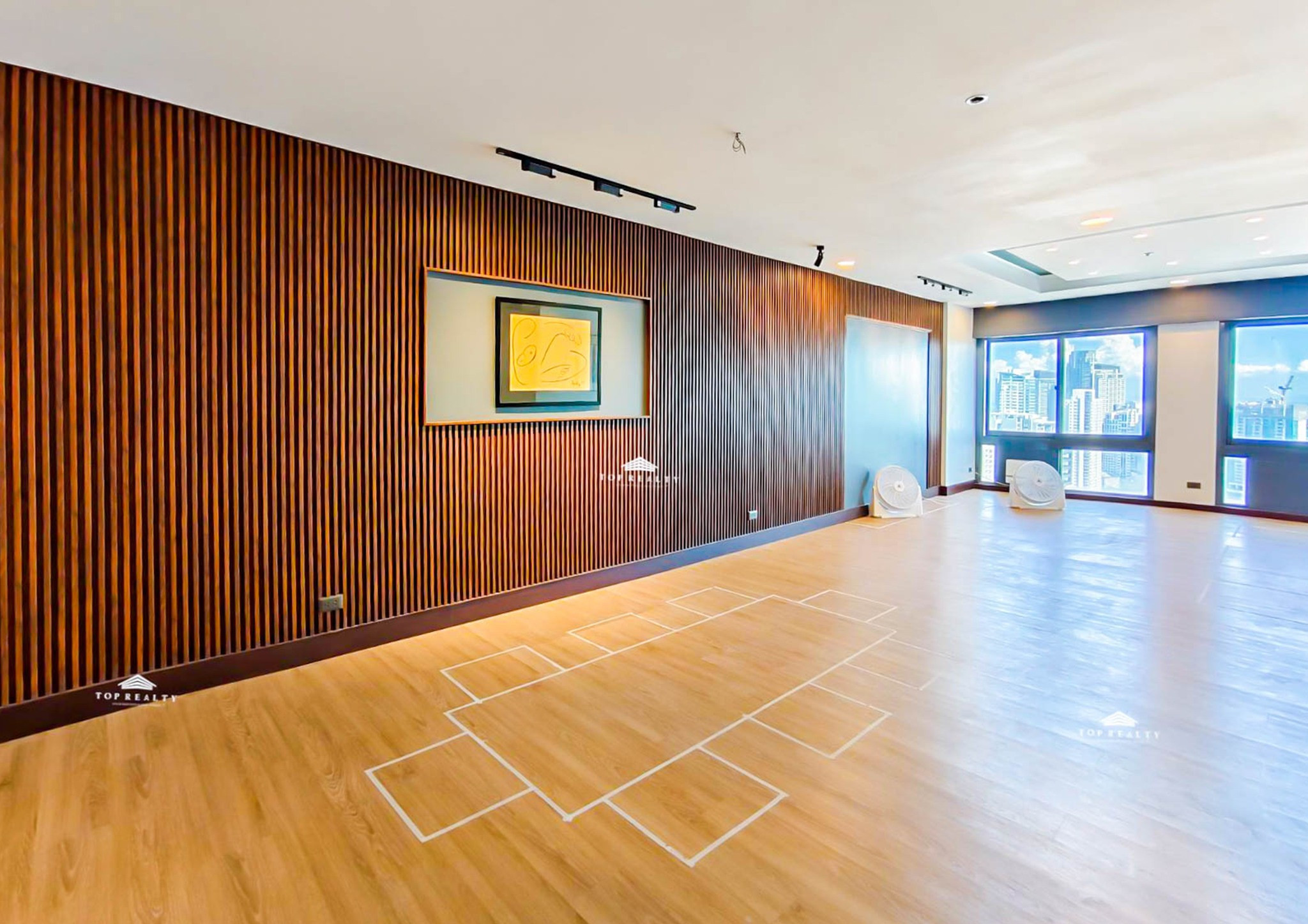 Newly renovated condo in Makati photo 1