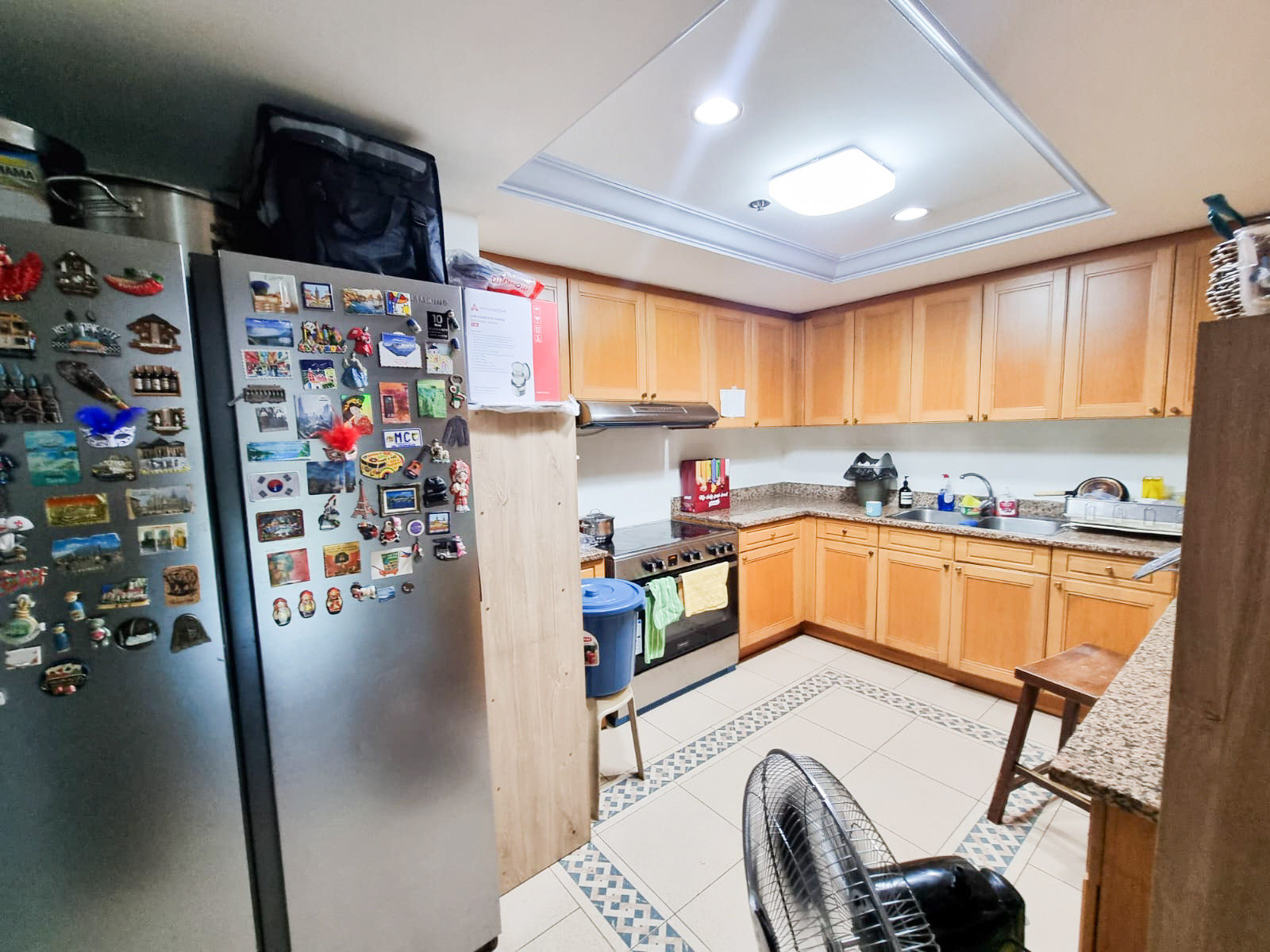 2BR Unit For Sale - Amorsolo Square photo 5
