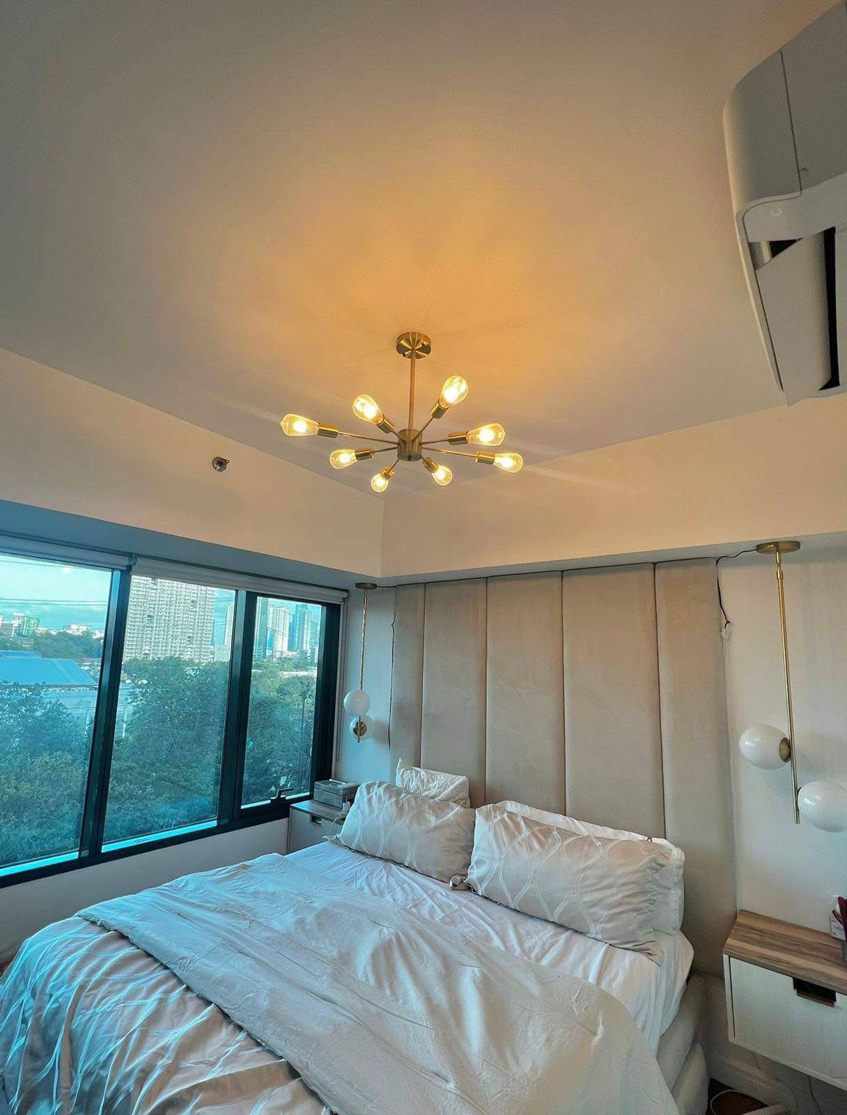 One Rockwell East 1BR unit with parking photo 5