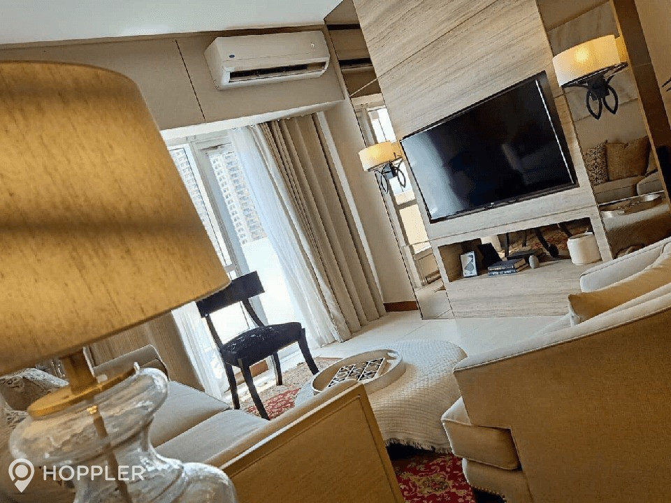 2BR Condo for Sale in The Royalton at the Capitol Commons, Oranbo, Pasig photo 3
