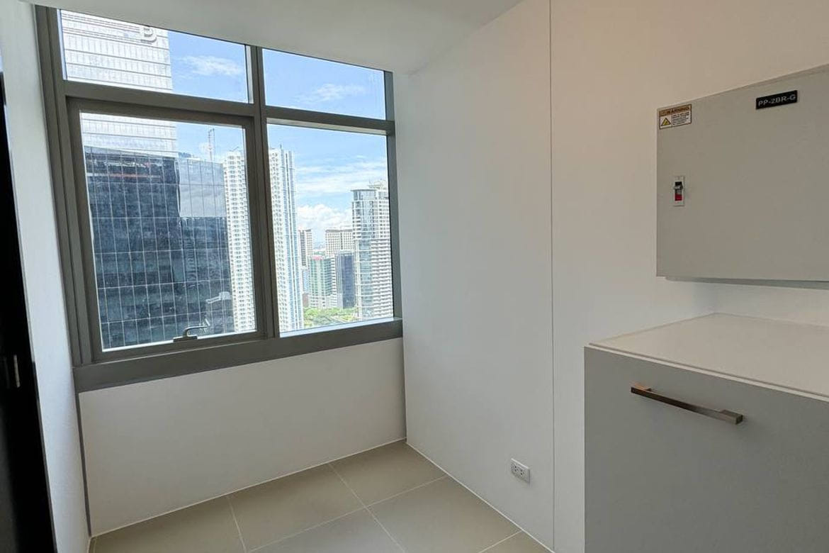 WEST GALLERY PLACE  2BR Brand new Corner Unit photo 3