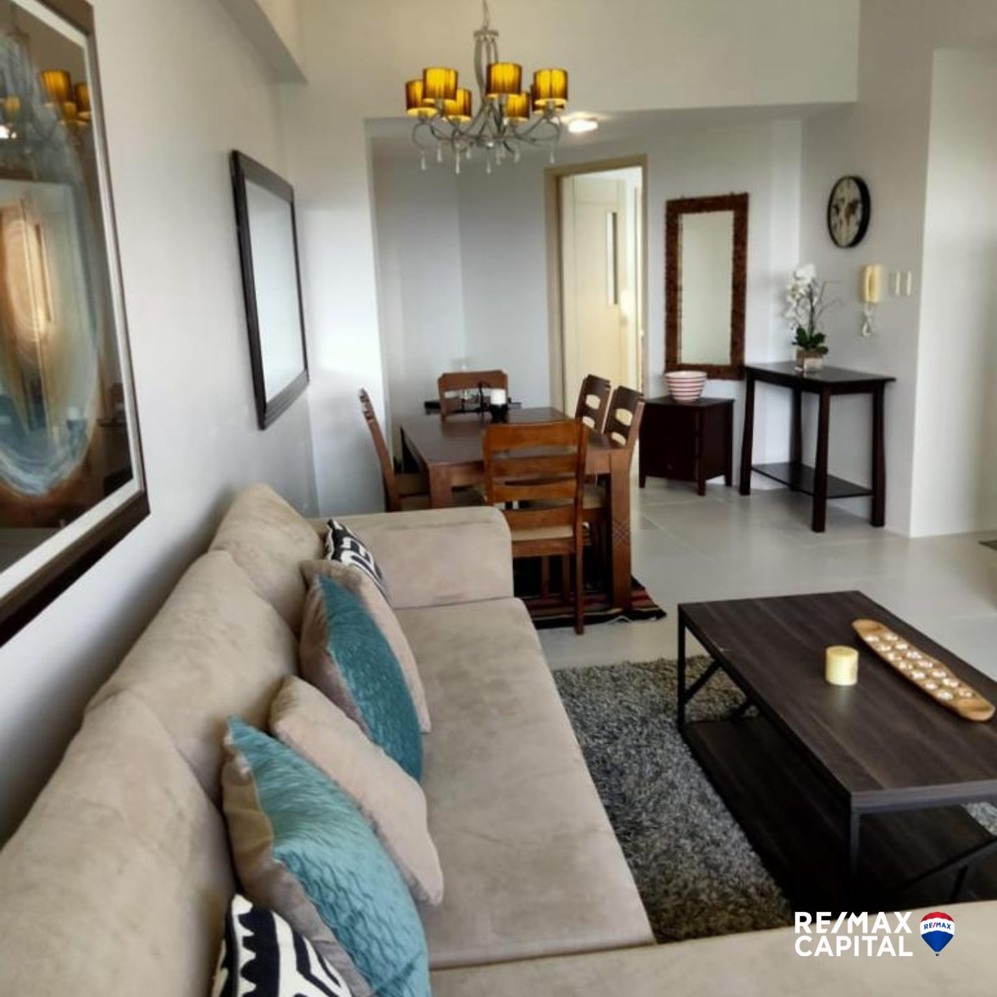 Condominium Unit in Icon Residences, Taguig photo 3