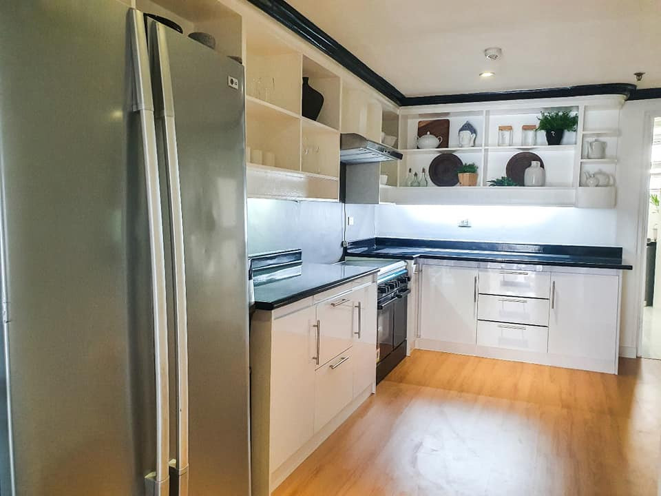 3BR Condo for SALE in Salcedo Park Tower Salcedo Village Makati City photo 4