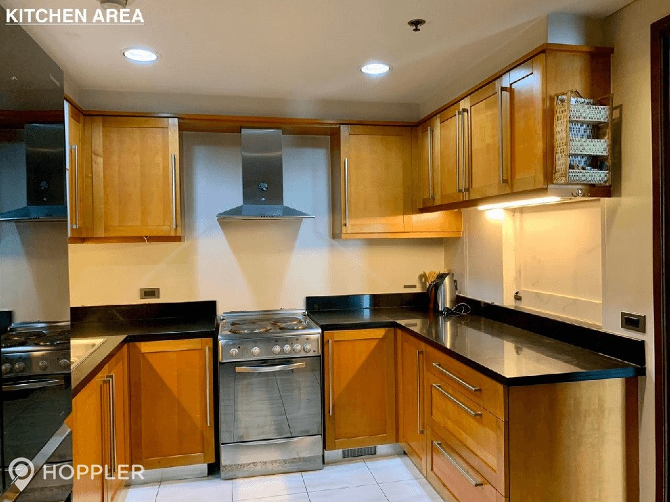 2BR Condo for Sale in The Residences at Greenbelt, Legazpi Village, Makati photo 4