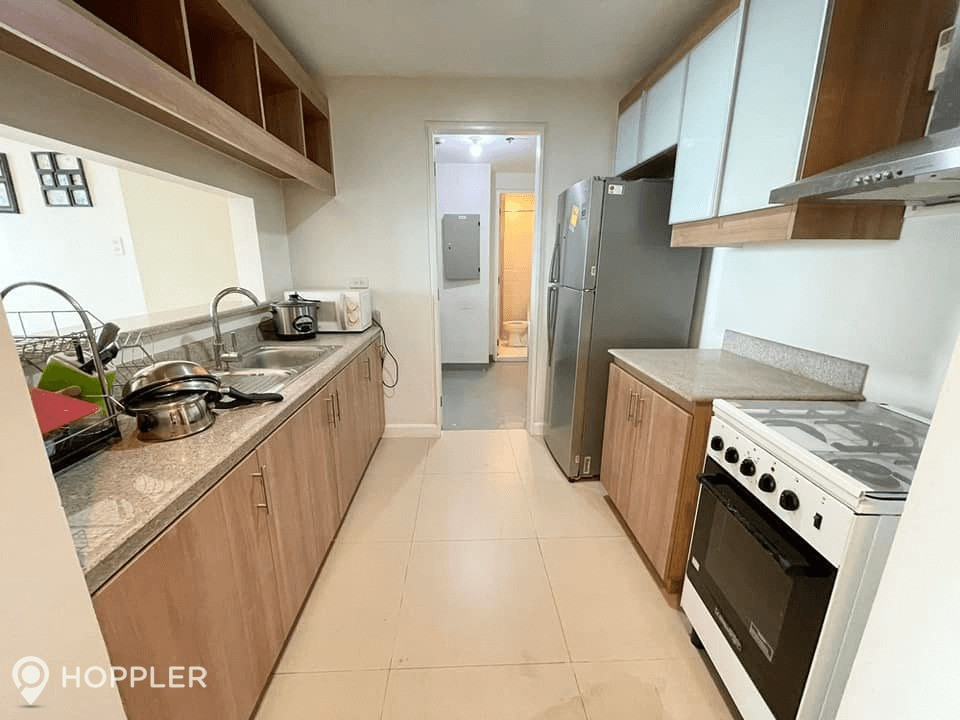 2BR Condo for Sale in The Grand Midori Makati, Legazpi Village, Makati photo 4