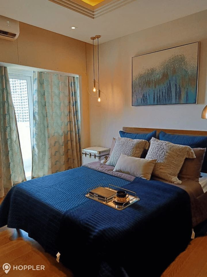 2BR Condo for Sale in The Royalton at the Capitol Commons, Oranbo, Pasig photo 1