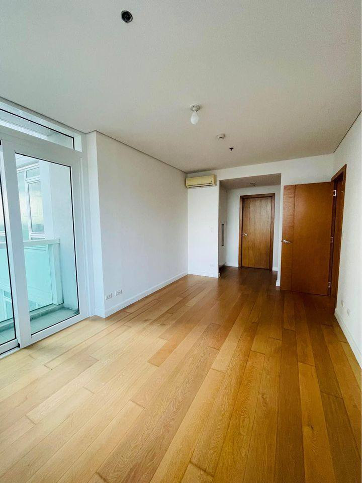 1BR unit in Park Terraces with parking Condo for Sale photo 4