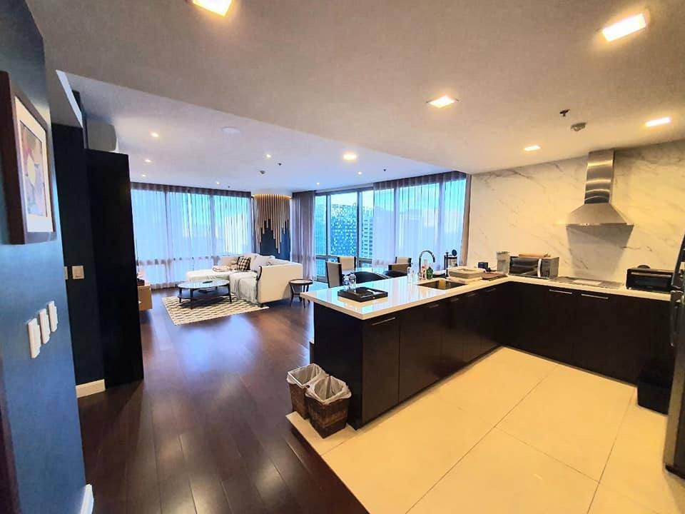 2BR Big unit at THE SUITES photo 2