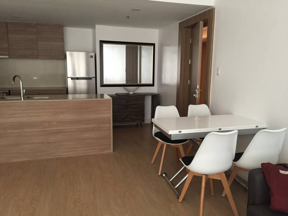 Fully-furnished 1-bedroom condo unit for sale at One Shangri-La Place photo 3