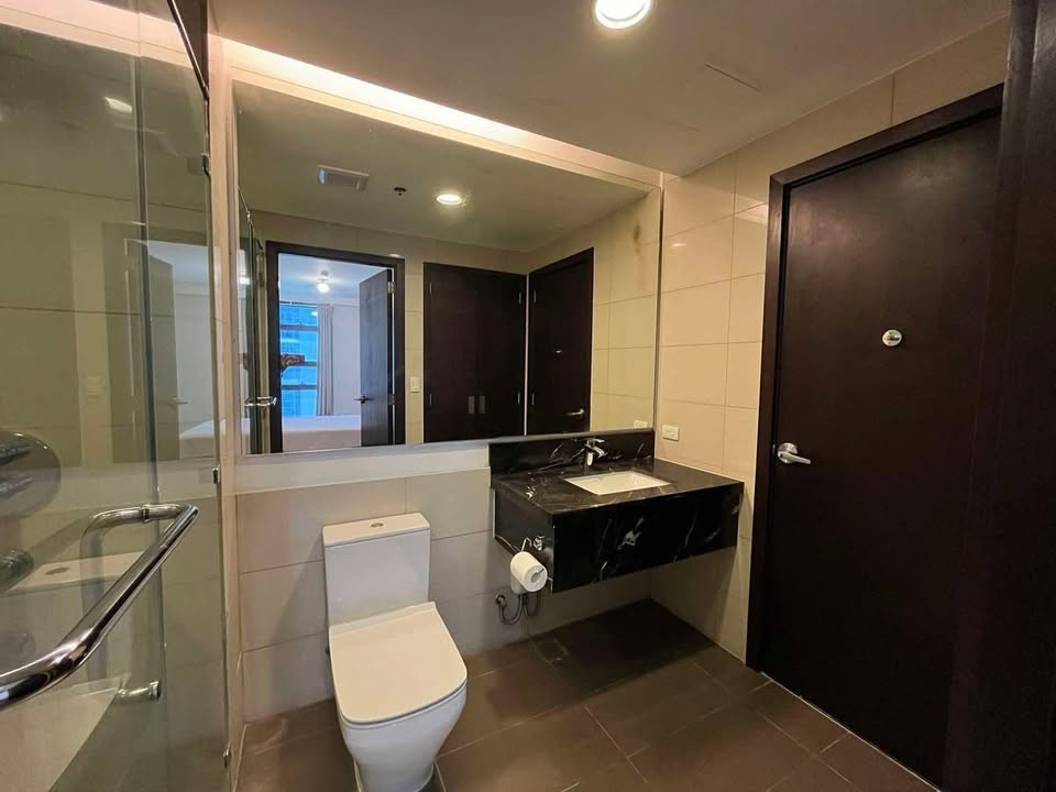 Semi-furnished Duo Suite photo 5