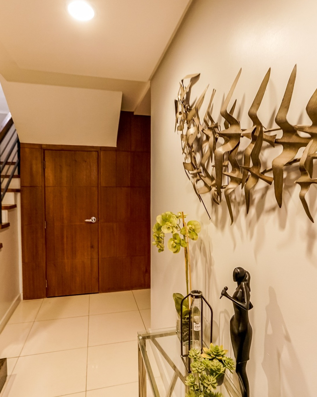 Modern Townhouse in Congressional, Quezon City photo 3
