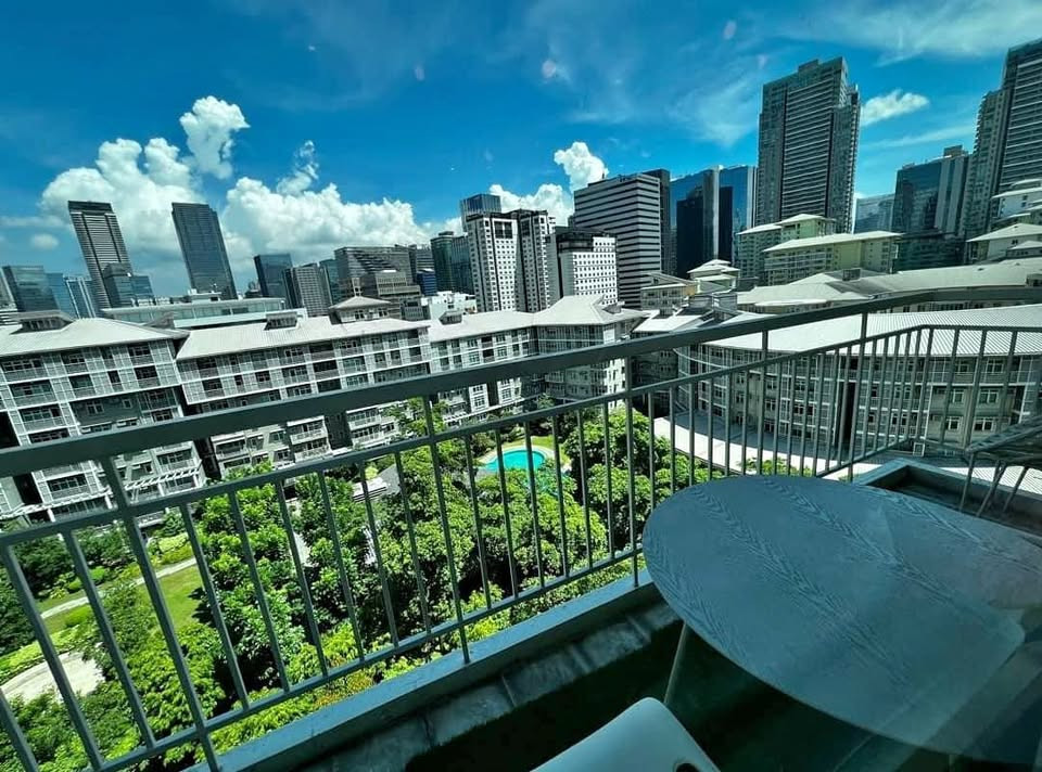 3BR unit with parking in Two Serendra Facing Inner Garden Condo for Sale photo 1