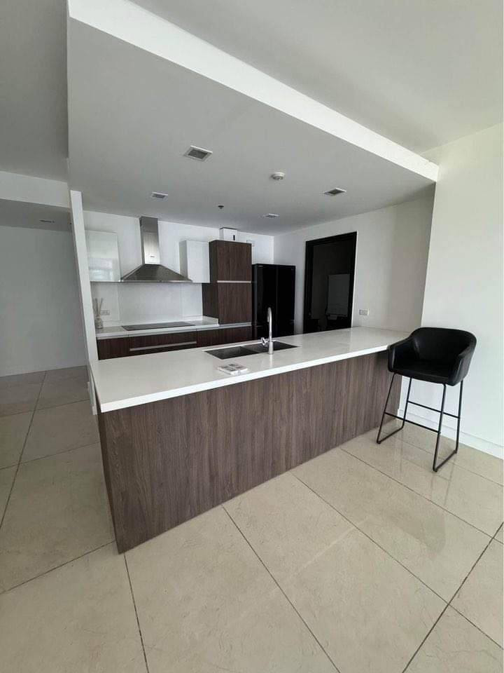 East Gallery Place 2BR Flex type unit good view with parking photo 3
