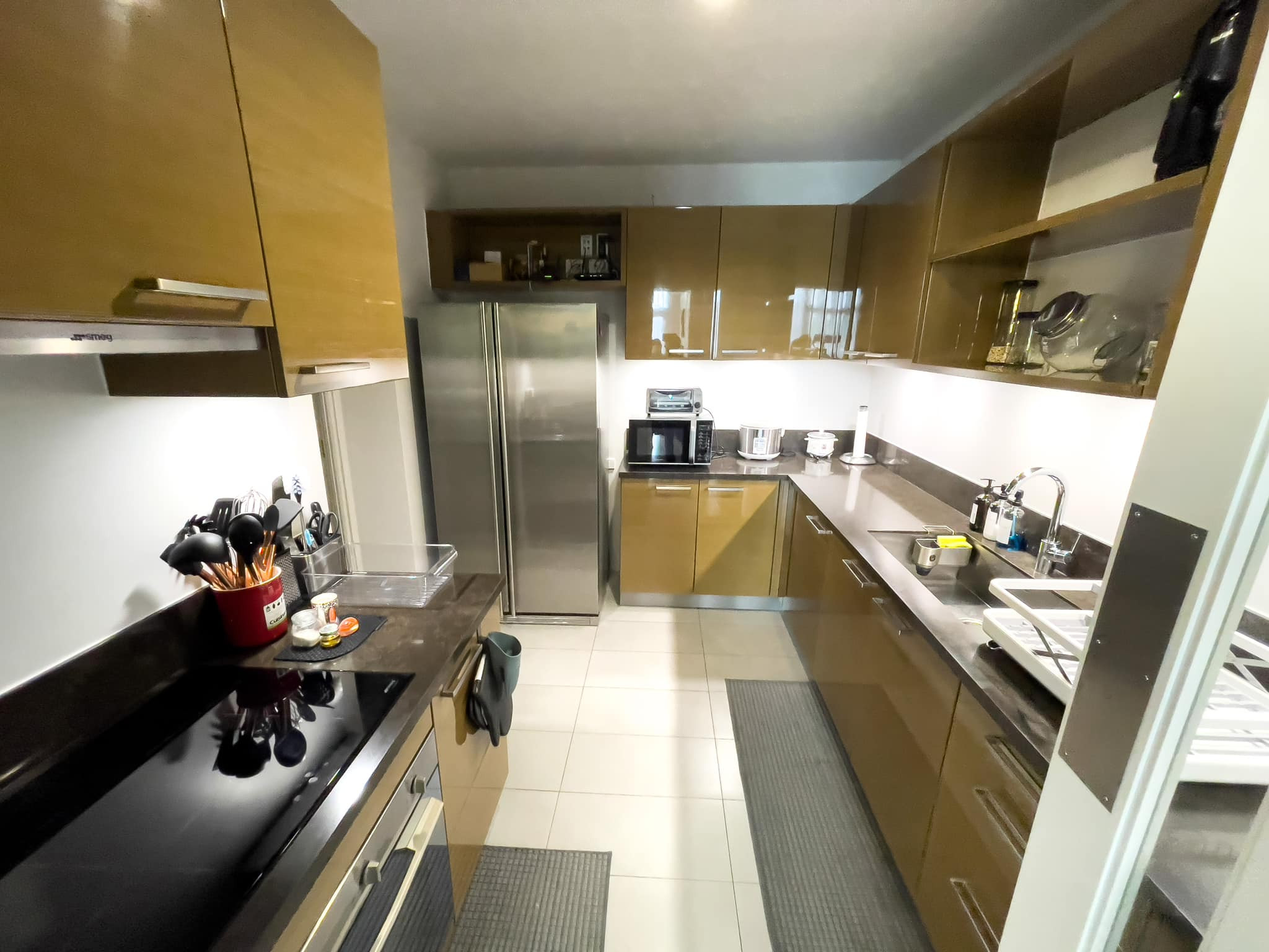 An Ultra Luxe Condo for Sale in Makati City photo 5