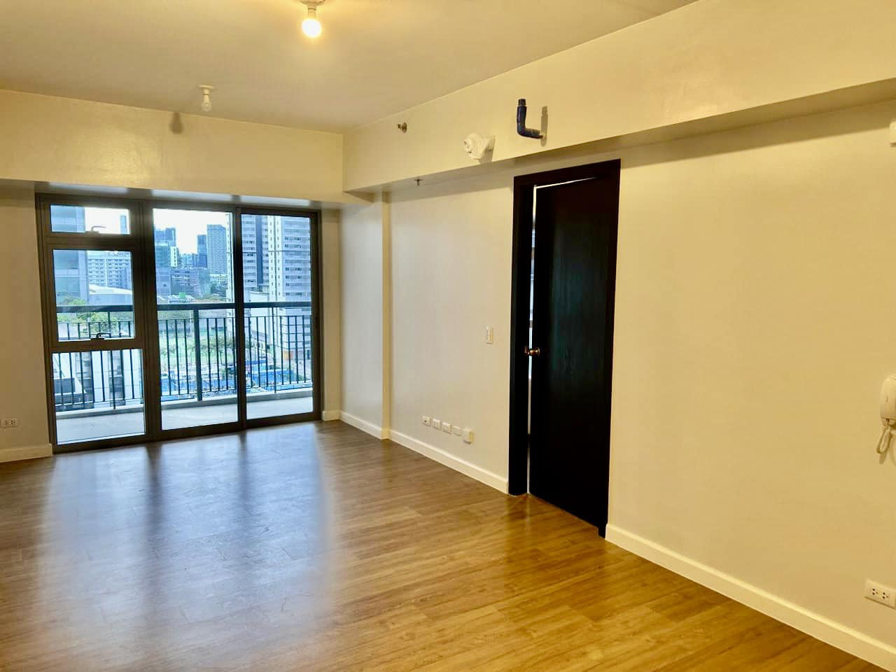 Own this Brand-New Condo in Park Triangle photo 1