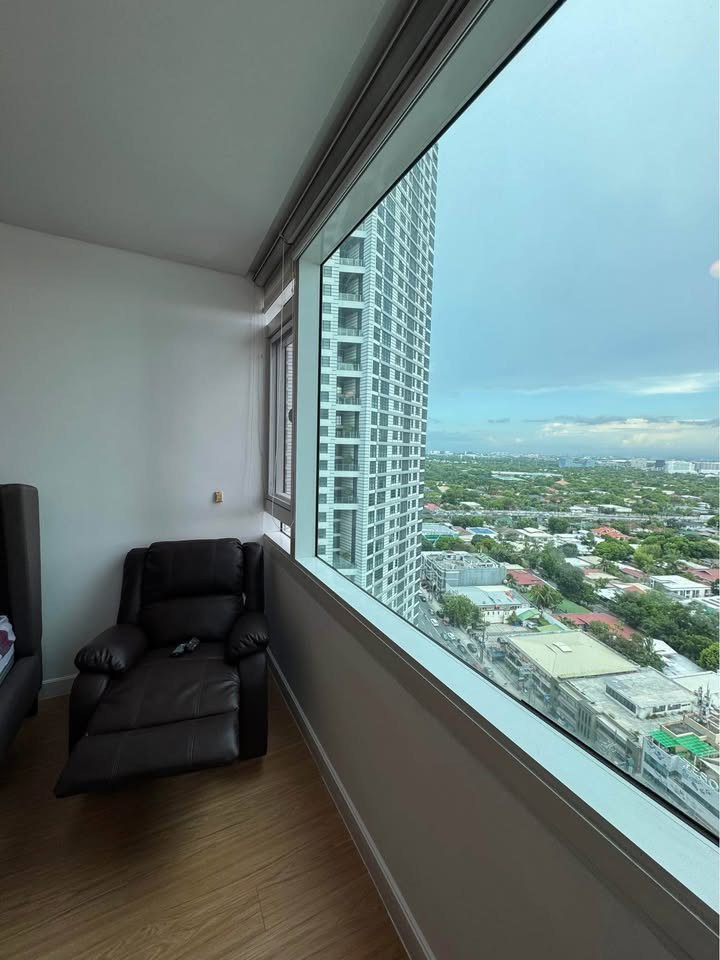 FOR SALE - Park Terraces Makati Studio Unit photo 5