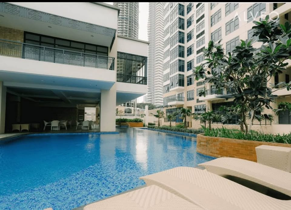 2BR Unit For Sale - The Sandstone at Portico photo 1