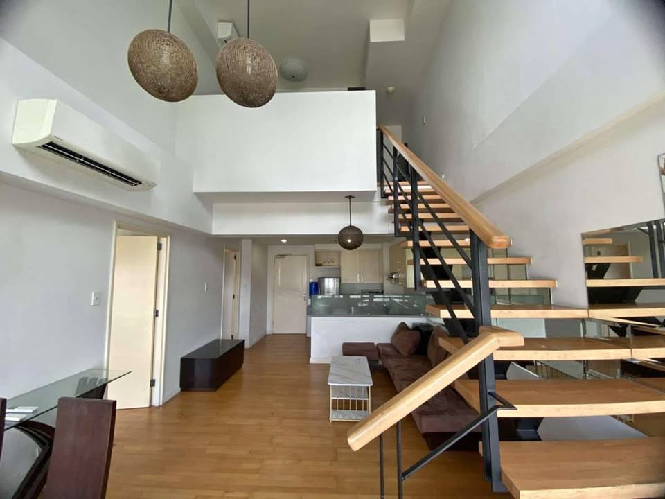 2 BEFROOM LOFT TYPE AT ONE ROCKWELL WEST photo 1