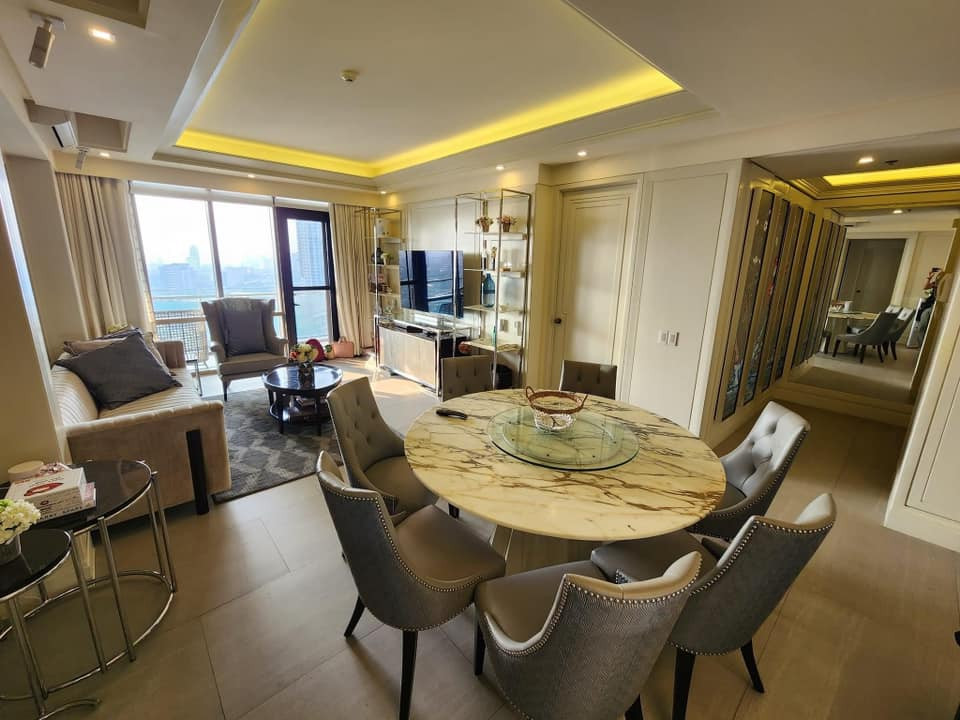 A Sleek and Luxurious Condo Unit for Sale in San Juan City photo 2