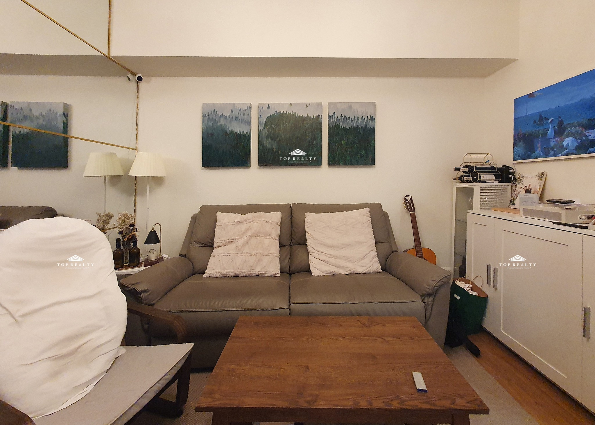 2BR Condominium Unit for Sale in The Vantage, Pasig City photo 2