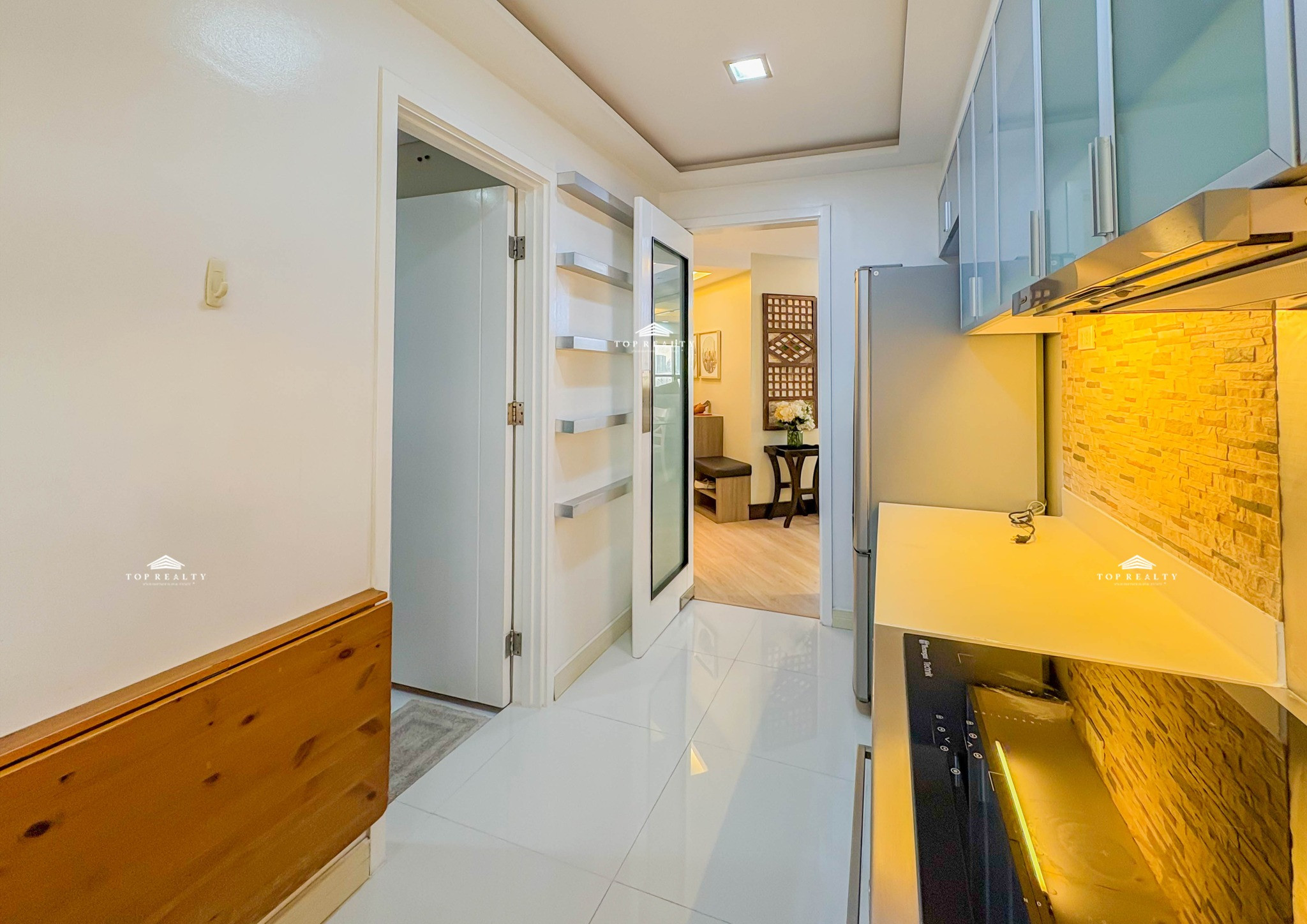 The Icon Residences photo 4