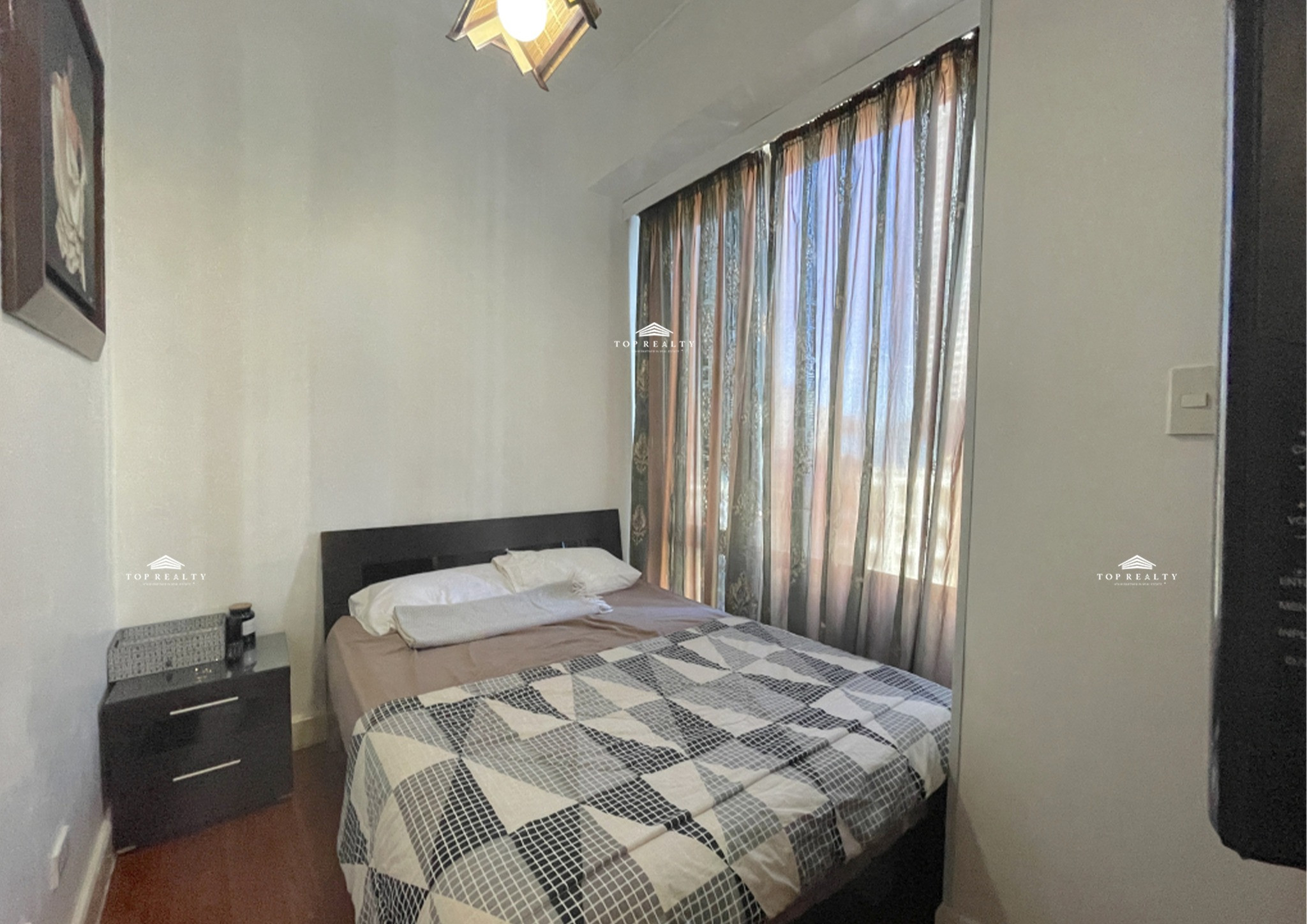 BELLAGIO Condo Unit for Sale photo 4