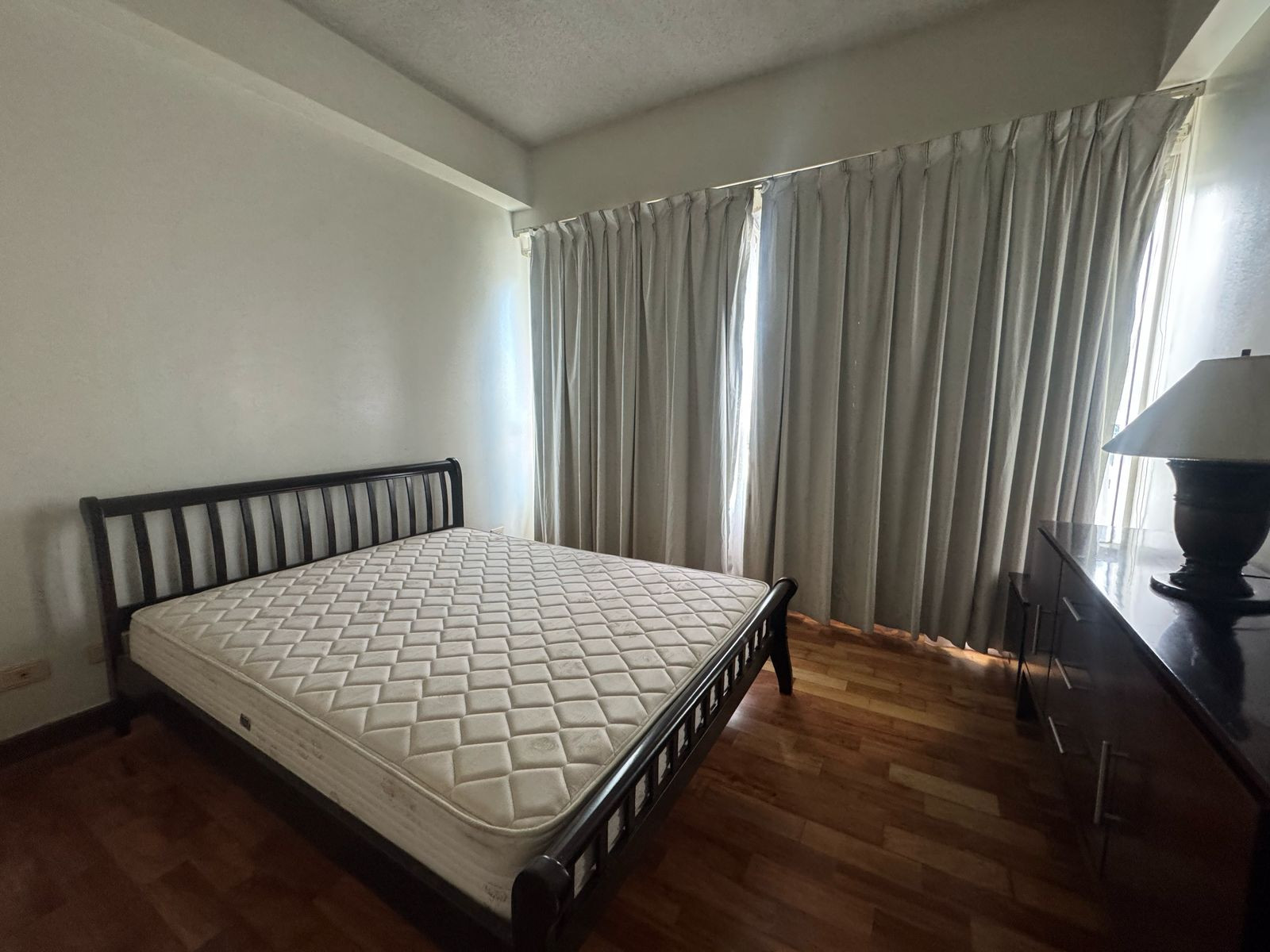 2BR Corner Unit - The Residences at Greenbelt Laguna photo 5