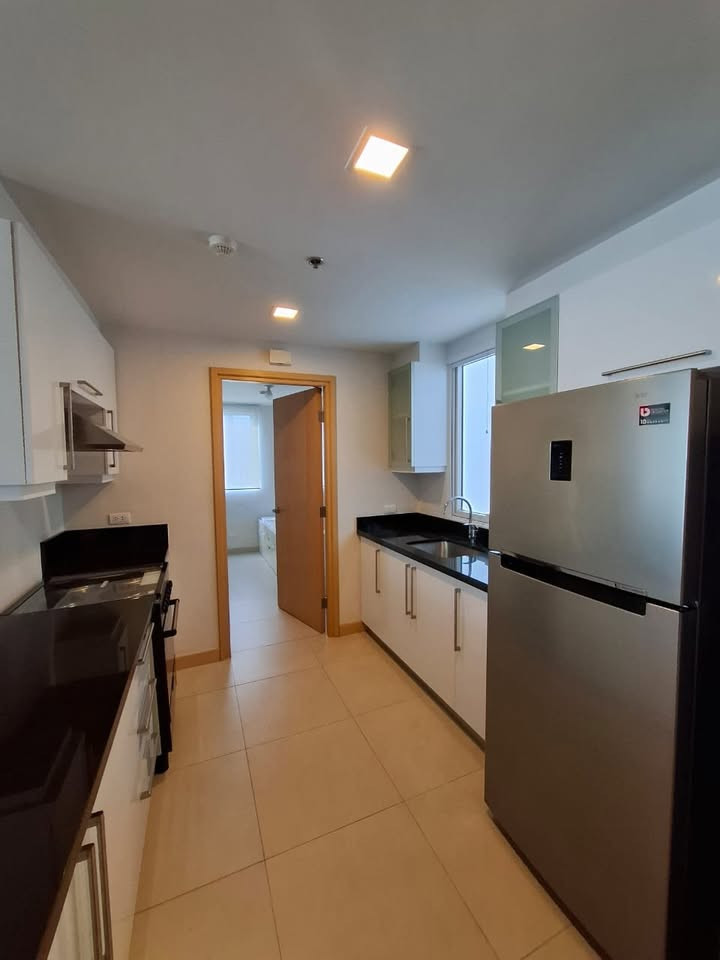 2BR Unit at 1016 Residences, Cebu Business Park photo 3