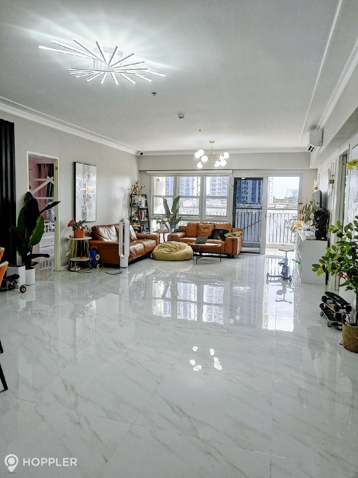3BR Condo for Sale in Two Maridien, BGC photo 2