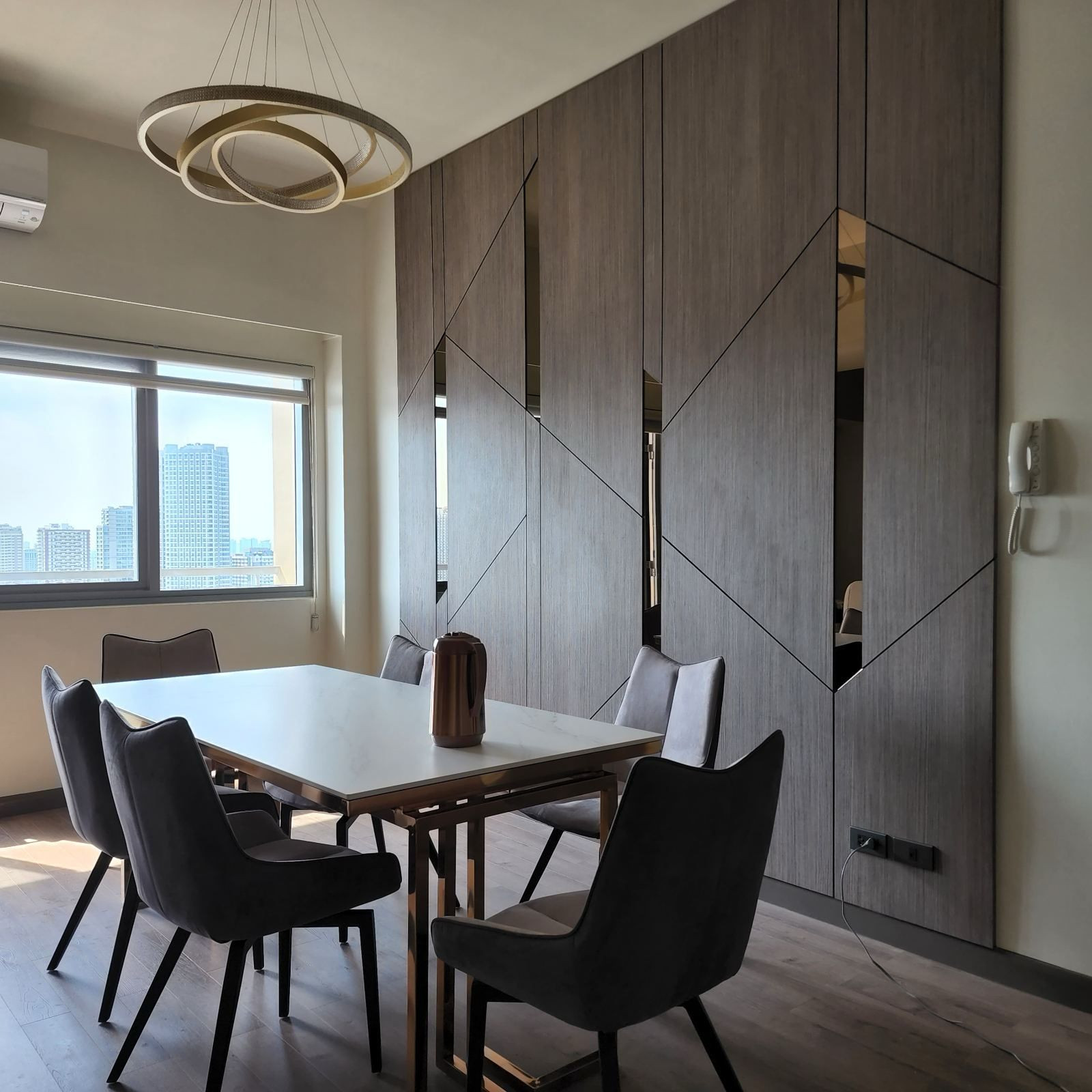 3BR Unit For Sale - The Vantage at Kapitolyo photo 3
